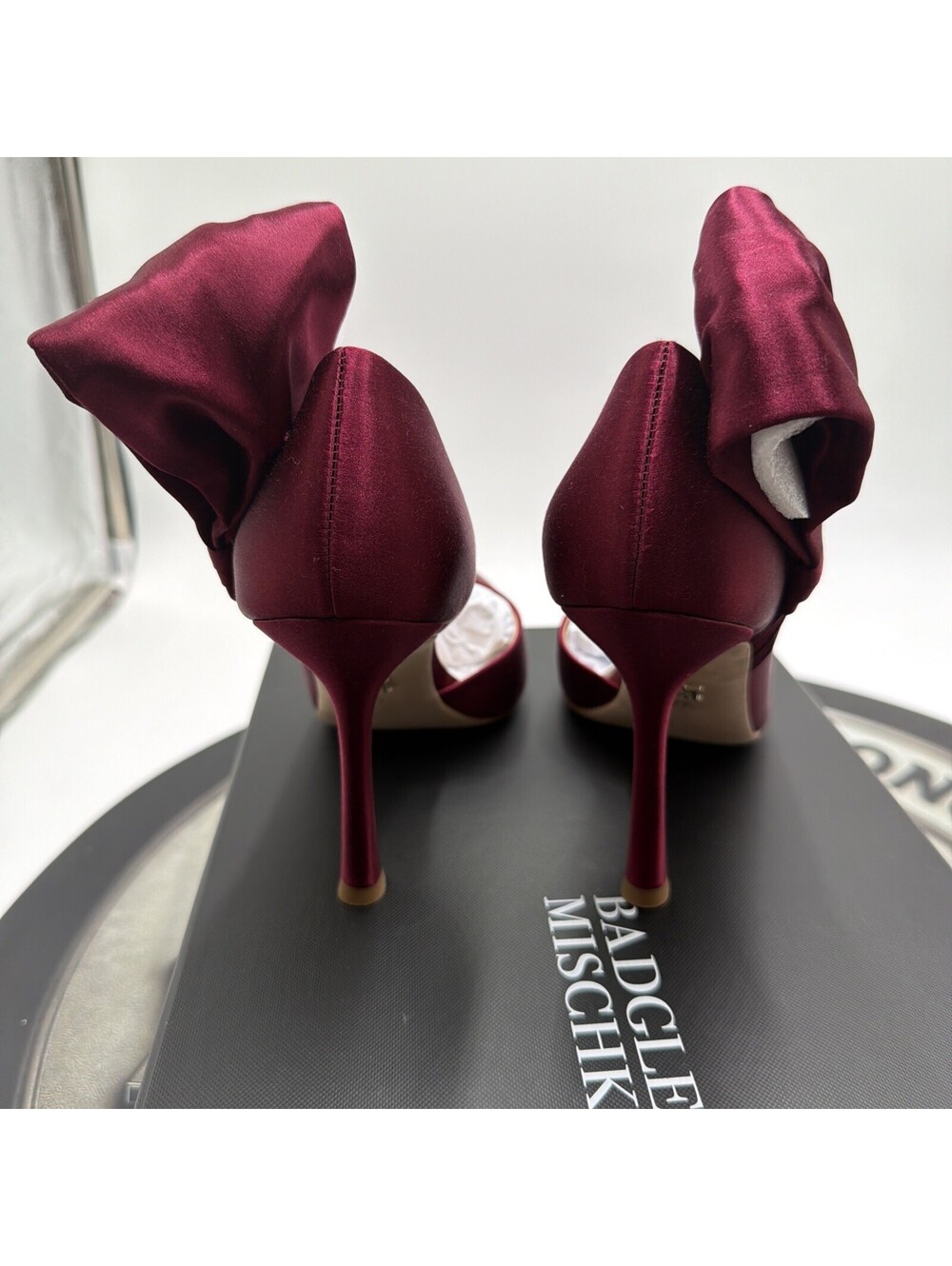 Badgley Mischka Women's Alejandra Pointed Toe Pumps Bow Slip-On Size 7.5 - Picture 7 of 9